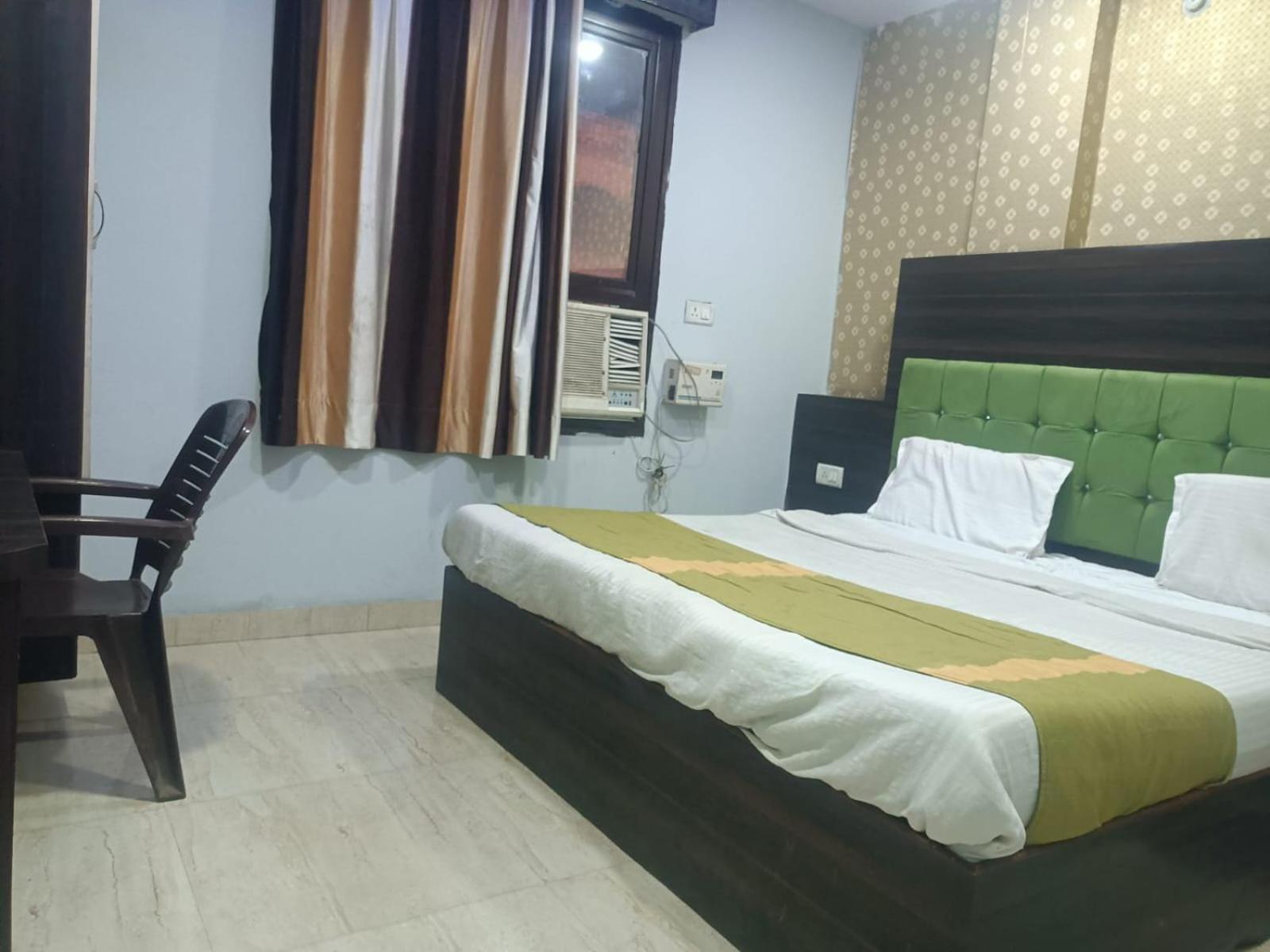 לקנאו Hotel Park Avenue מראה חיצוני תמונה