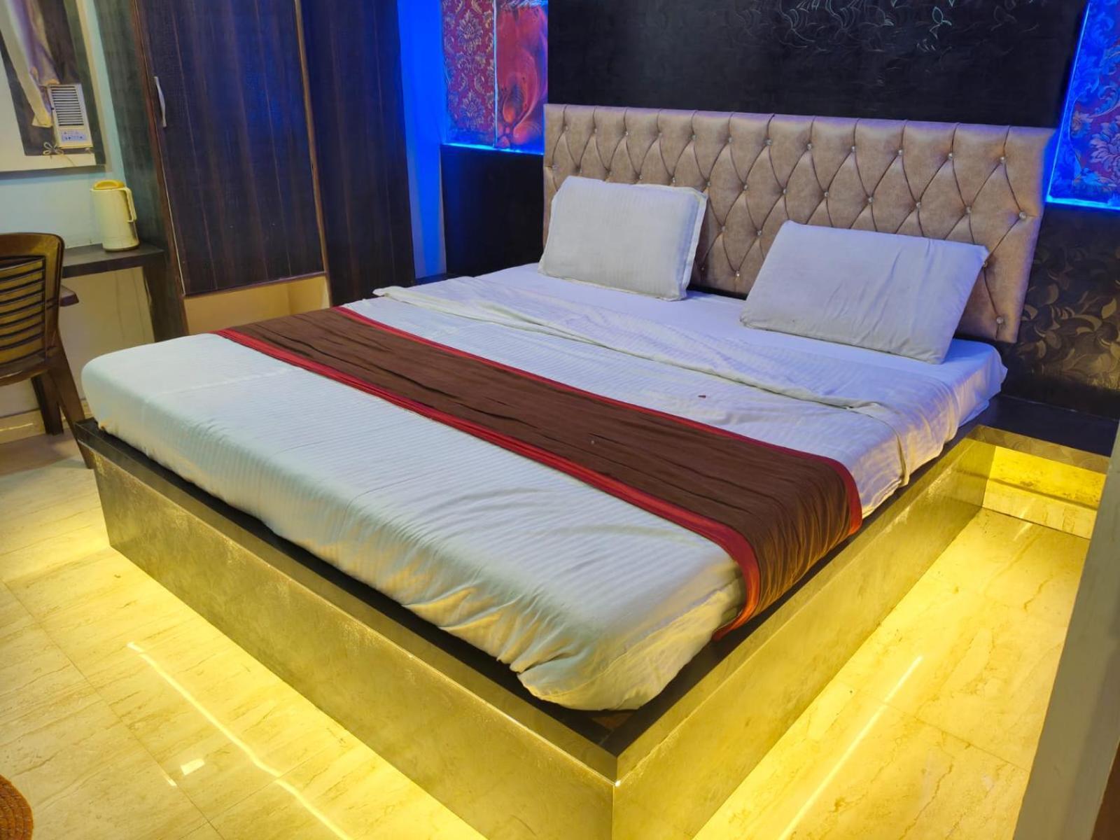 לקנאו Hotel Park Avenue חדר תמונה