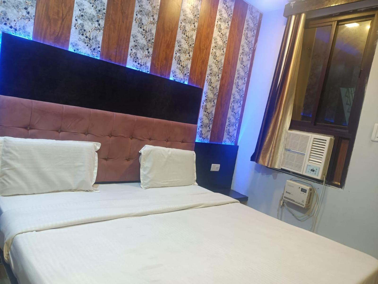 לקנאו Hotel Park Avenue מראה חיצוני תמונה