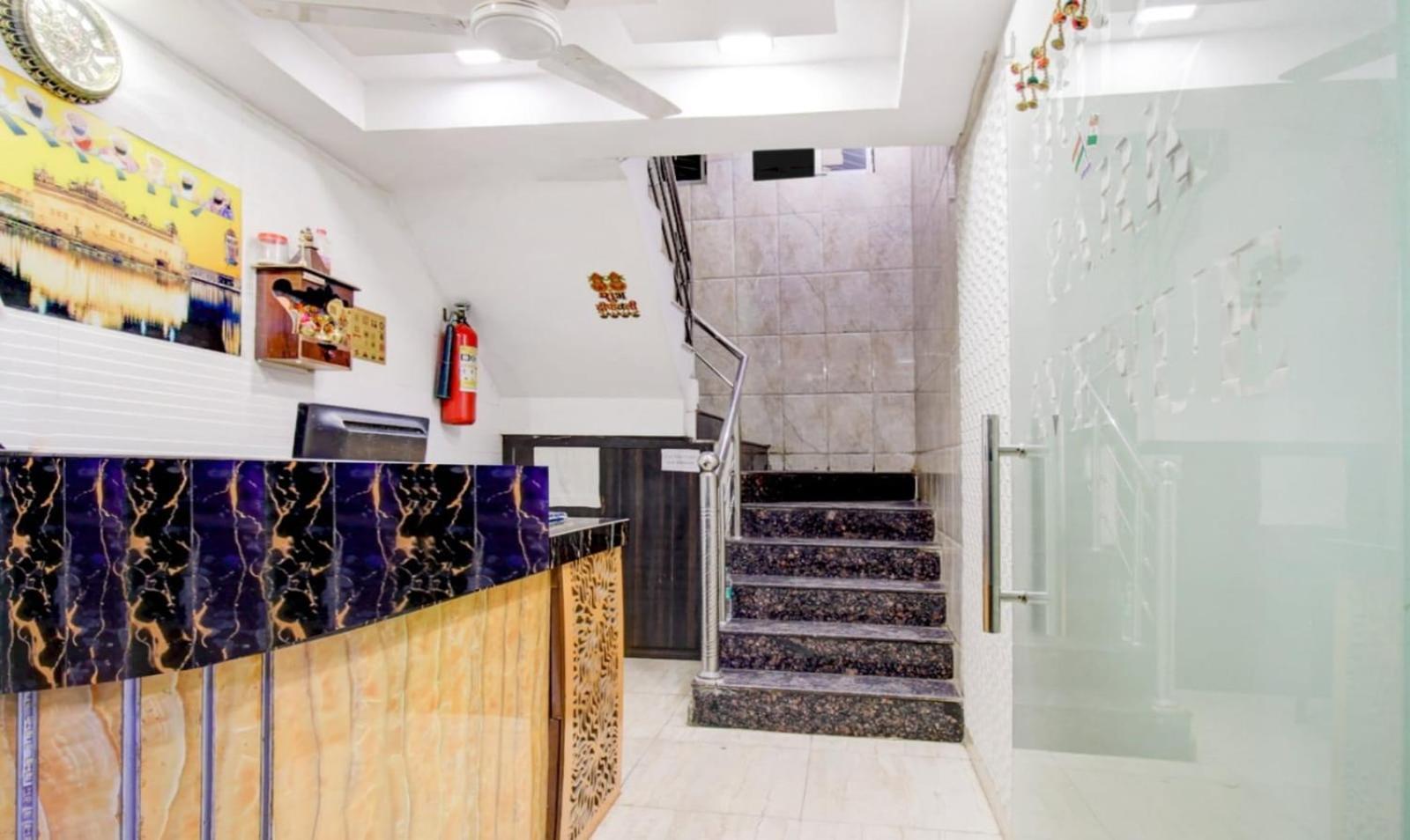 לקנאו Hotel Park Avenue מראה חיצוני תמונה